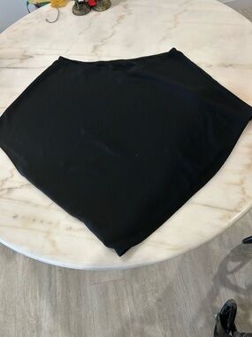 Black Women's Tunic Top - Classic Everyday Layer